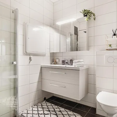 Dinbnb I 100m To Sea Front I Rooftop Terrace *